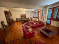 Foto VILLA in Vendita, pi di 6 Locali, 440 mq, MONTEMURLO