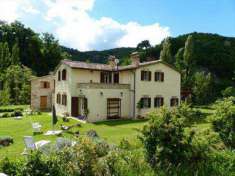 Foto Villa in Vendita, pi di 6 Locali, 495 mq, Urbino