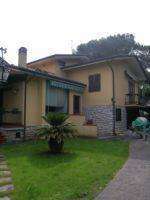Foto Villa in Vendita, pi di 6 Locali, 5 Camere, 180 mq (PIETRASANTA
