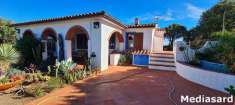 Foto Villa in Vendita, pi� di 6 Locali, 5 Camere, 330 mq (ARZACHENA)