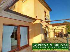 Foto Villa in Vendita, pi di 6 Locali, 5 Camere, 330 mq (SANTA GIUST