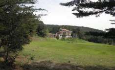 Foto Villa in Vendita, pi di 6 Locali, 5 Camere, 450 mq (RIPARBELLA)