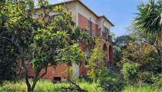 Foto Villa in Vendita, pi di 6 Locali, 500 mq, Frascati