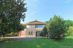 Foto Villa in Vendita, pi di 6 Locali, 500 mq, Pontremoli