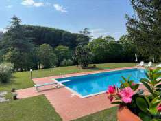 Foto Villa in Vendita, pi di 6 Locali, 550 mq (Crespina Lorenzana)
