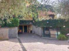 Foto Villa in Vendita, pi di 6 Locali, 560 mq, Roma