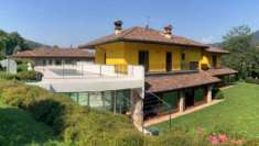 Foto Villa in Vendita, pi di 6 Locali, 576 mq, Pradalunga
