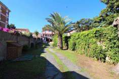 Foto Villa in Vendita, pi di 6 Locali, 6 Camere, 400 mq (CARRARA MAR