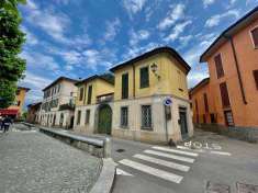 Foto Villa in Vendita, pi di 6 Locali, 600 mq, Bosisio Parini