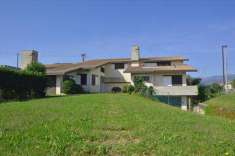 Foto Villa in Vendita, pi di 6 Locali, 627 mq (Marchesane)