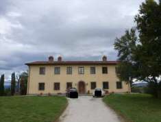 Foto Villa in Vendita, pi di 6 Locali, 728,75 mq, Cerreto Guidi