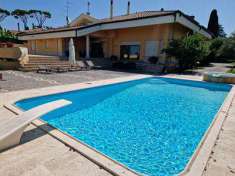 Foto Villa in Vendita, pi di 6 Locali, 740 mq, Frascati