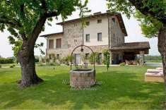 Foto Villa in Vendita, pi di 6 Locali, 748 mq, Peschiera del Garda