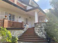 Foto Villa in Vendita, pi di 6 Locali, pi di 6 Camere, 330 mq (CAST