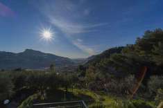 Foto Villa in Vendita, pi di 6 Locali, pi di 6 Camere, 650 mq (CAMP