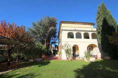 Foto Villa in Vendita, pi di 6 Locali, pi di 6 Camere, 815 mq (PISA