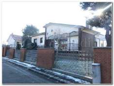 Foto Villa in vendita a Abbiategrasso - 4 locali 372mq