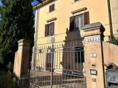 Foto Villa in vendita a Acciaiolo - Fauglia 400 mq  Rif: 1215316