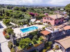 Foto Villa in vendita a Aci Catena