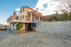Foto Villa in vendita a Aci Sant'Antonio - 5 locali 260mq