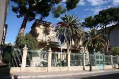 Foto Villa in vendita a Adelfia - 22 locali 600mq