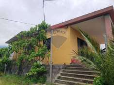 Foto Villa in vendita a Adrano
