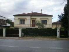Foto Villa in vendita a Adria - 5 locali 240mq