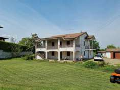 Foto Villa in vendita a Agazzano - 9 locali 310mq