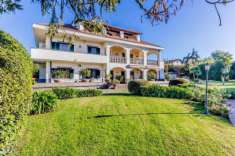 Foto Villa in vendita a Albano Laziale - 11 locali 649mq