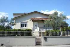 Foto Villa in vendita a Altopascio 180 mq  Rif: 1329354