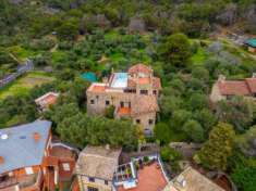 Foto Villa in vendita a Andora - 12 locali 400mq