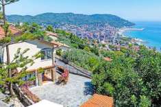 Foto Villa in vendita a Andora