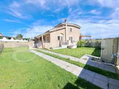 Foto Villa in vendita a Ardea