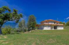Foto Villa in vendita a Arpino - 10 locali 370mq