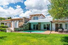 Foto Villa in vendita a Arzachena