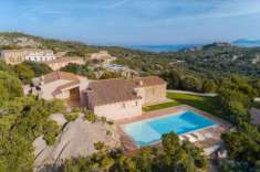 Foto Villa in vendita a Arzachena