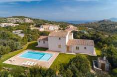 Foto Villa in vendita a Arzachena