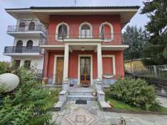 Foto Villa in vendita a Asti