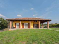 Foto Villa in vendita a Asti