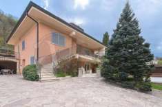 Foto Villa in vendita a Atina - 13 locali 400mq