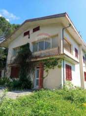 Foto Villa in vendita a Ausonia - 9 locali 302mq