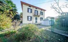 Foto Villa in vendita a Azzate