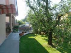 Foto Villa in vendita a Badia Pozzeveri - Altopascio 300 mq  Rif: VILL BADI 620