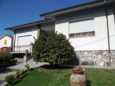 Foto Villa in Vendita a Bagnone