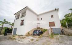 Foto Villa in vendita a Barcellona Pozzo Di Gotto