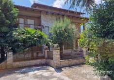 Foto Villa in vendita a Bastia Umbra
