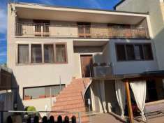 Foto Villa in vendita a Battipaglia - 5 locali 250mq