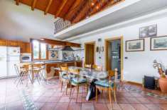 Foto Villa in vendita a Bellinzago Novarese - 4 locali 320mq