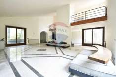 Foto Villa in vendita a Bellinzago Novarese
