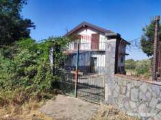 Foto Villa in vendita a Belpasso - 9 locali 212mq